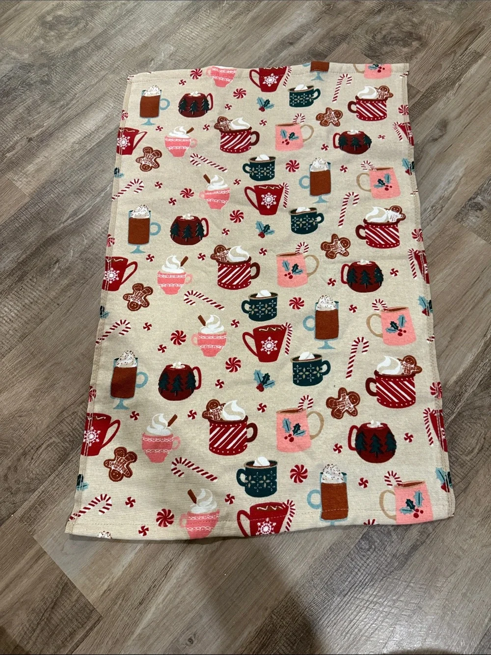 North Pole Cream Reversible Holiday Print Kitchen Towel 16inx26in